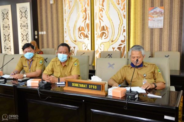 Sekretariat DPRD Jabar, Terima Kunjungan dari DPRD Provinsi Jawa Timur, di Gedung DPRD Jabar.