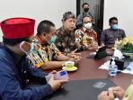 Komisi IV DPRD Jabar Saat Kunjungi UPTD PSDA Wilayah Sungai Ciliwung - Cisadane Komisi IV DPRD Jabar Saat Kunjungi UPTD PSDA Wilayah Sungai Ciliwung - Cisadane