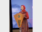 Wakil Ketua DPRD Jawa Barat Ineu Purwadewi Sundari memberikan sambutan dalam rapat kerja nasional ADPSI dan ASDEPSI Wakil Ketua DPRD Jawa Barat Ineu Purwadewi Sundari memberikan sambutan dalam rapat kerja nasional ADPSI dan ASDEPSI